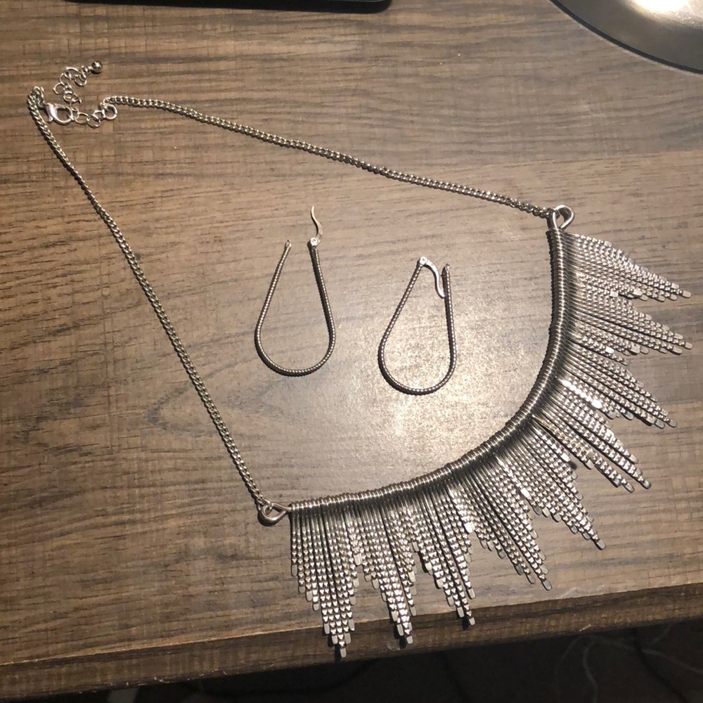 Silver Necklace & Earring Set